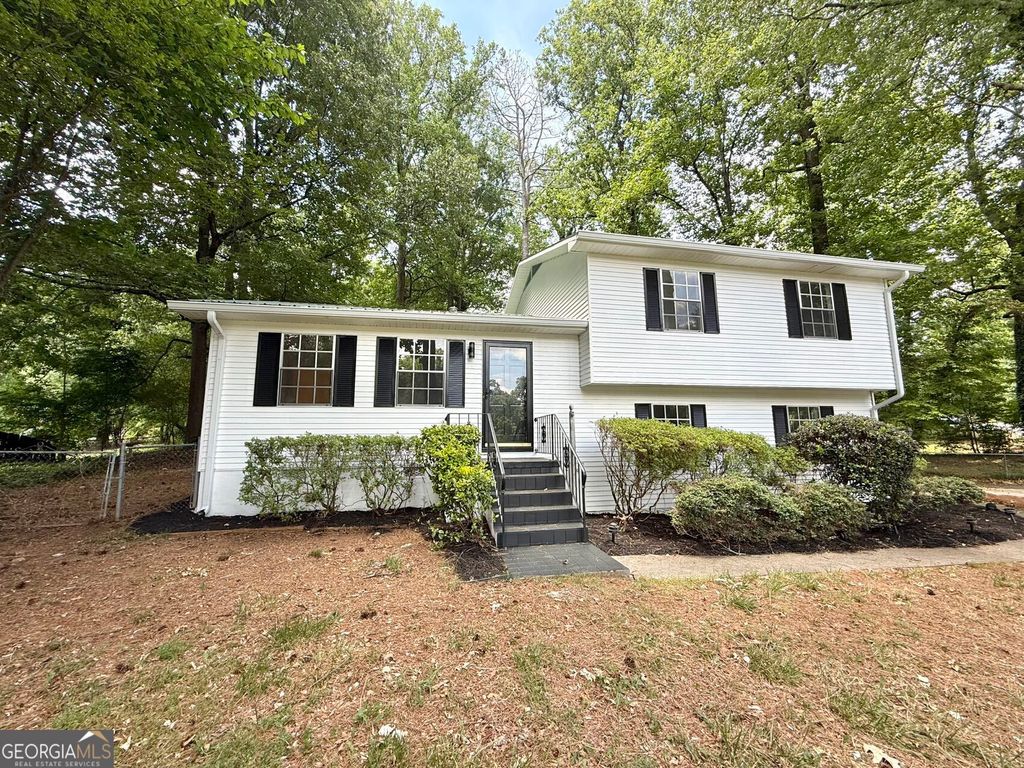 3681 Lavilla Drive, Powder Springs, GA 30127