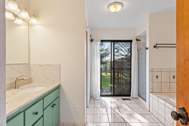 2231 Greenhorn Trl, Cool, CA 95614