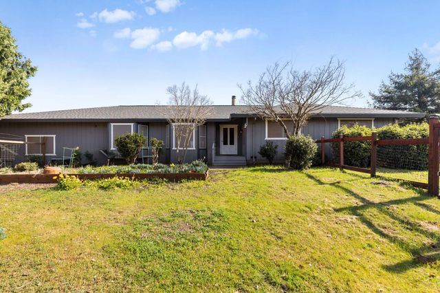 2231 Greenhorn Trl, Cool, CA 95614