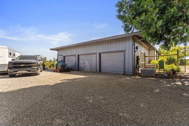 2231 Greenhorn Trl, Cool, CA 95614