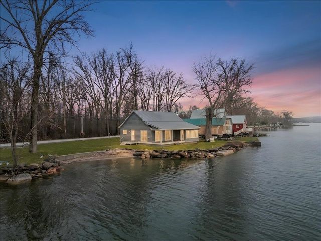 1223 Hathaway Point Road, St. Albans Town, VT 05478