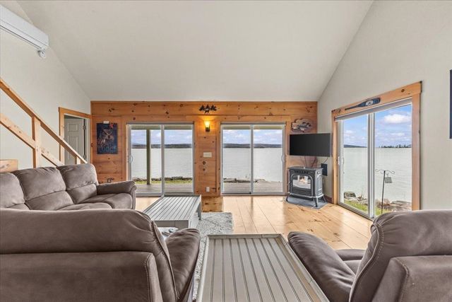 1223 Hathaway Point Road, St. Albans Town, VT 05478