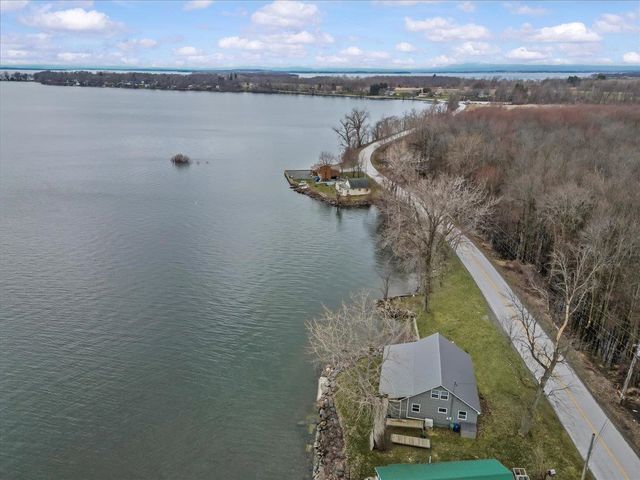 1223 Hathaway Point Road, St. Albans Town, VT 05478