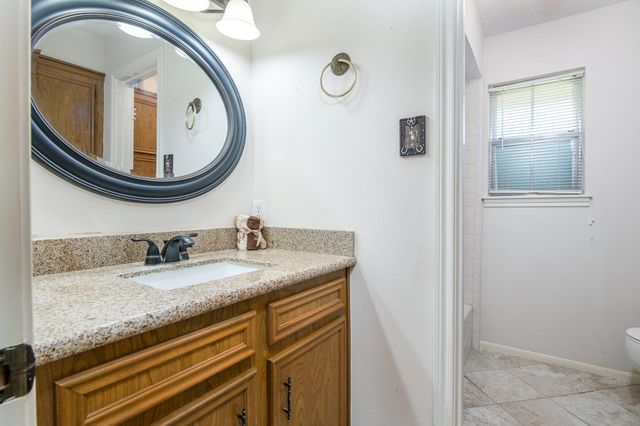 1830 Baker Drive, Tomball, TX 77375