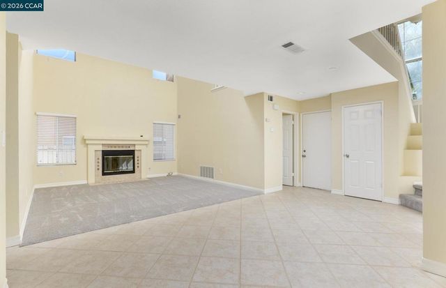 1054 Saint Raphael Dr, Bay Point, CA 94565