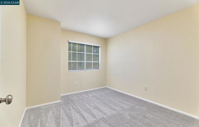 1054 Saint Raphael Dr, Bay Point, CA 94565