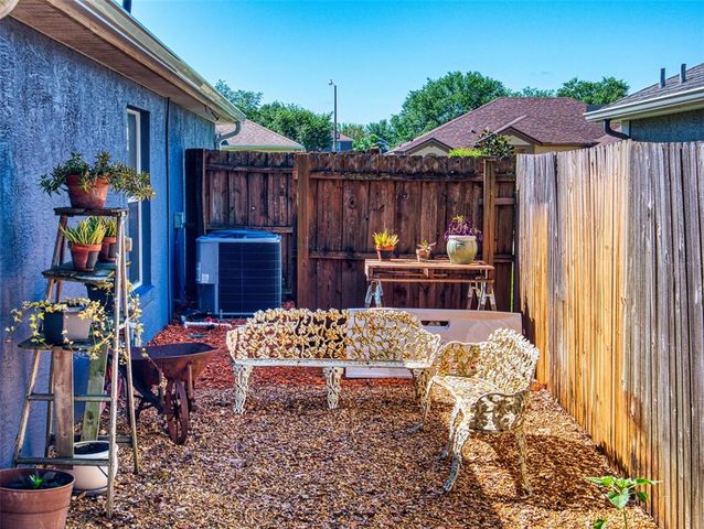 370 SWEETWATER SPRINGS STREET, Debary, FL 32713