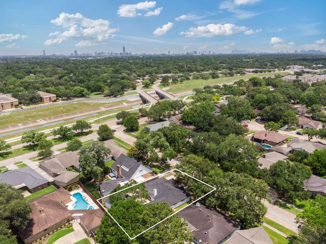 9410 Albury Drive, Houston, TX 77096