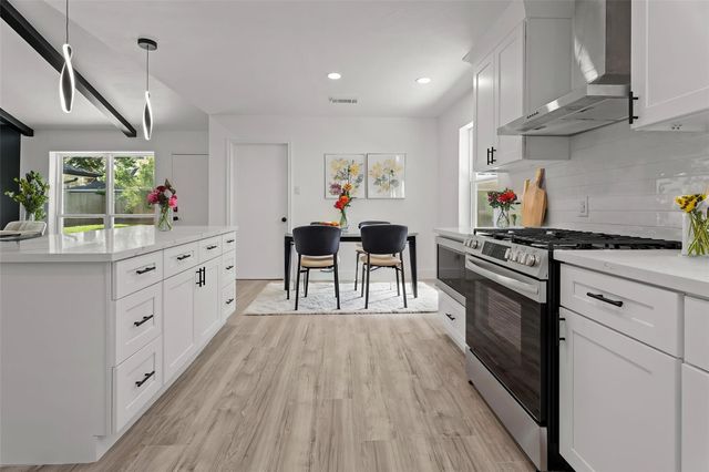 9410 Albury Drive, Houston, TX 77096