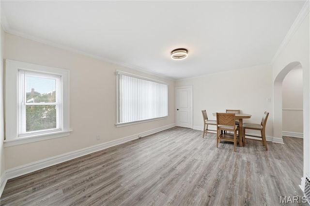 5006 Queens Avenue, St Louis, MO 63115