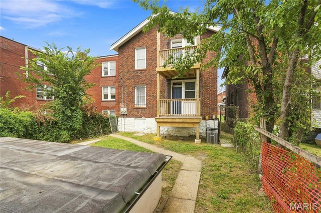 5006 Queens Avenue, St Louis, MO 63115