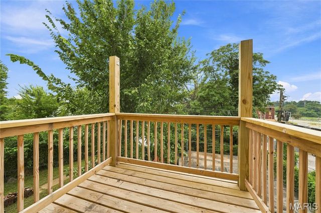 5006 Queens Avenue, St Louis, MO 63115