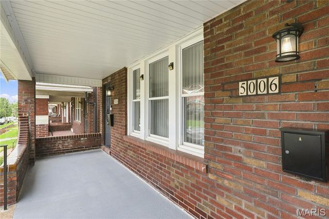 5006 Queens Avenue, St Louis, MO 63115