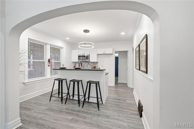 5006 Queens Avenue, St Louis, MO 63115