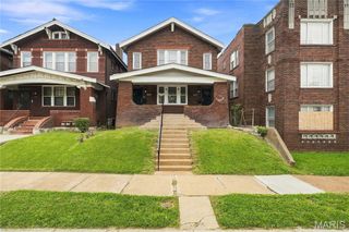 5006 Queens Avenue, St Louis, MO 63115