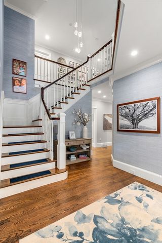 59 Cleveland Road, Wellesley, MA 02481