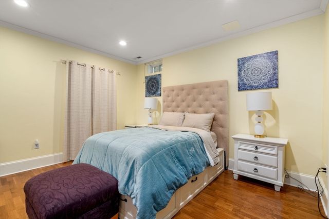 59 Cleveland Road, Wellesley, MA 02481