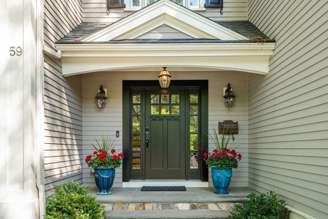 59 Cleveland Road, Wellesley, MA 02481