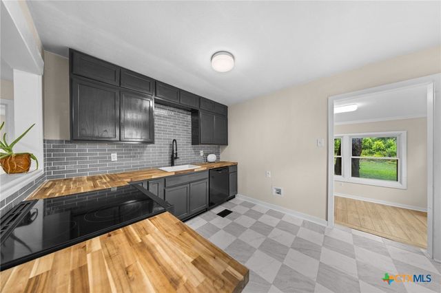 13830 Woodland Point Loop, Belton, TX 76513