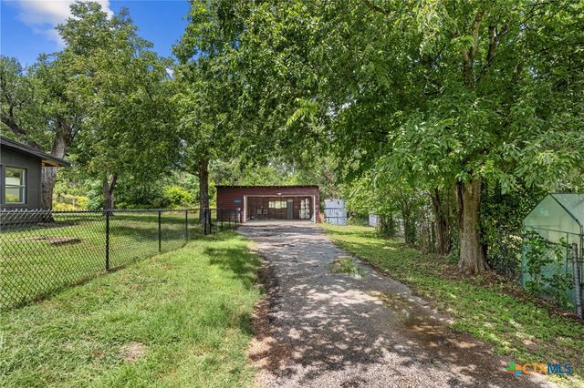 13830 Woodland Point Loop, Belton, TX 76513
