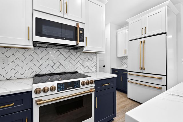359 Sea Marsh Ave., Murrells Inlet, SC 29576