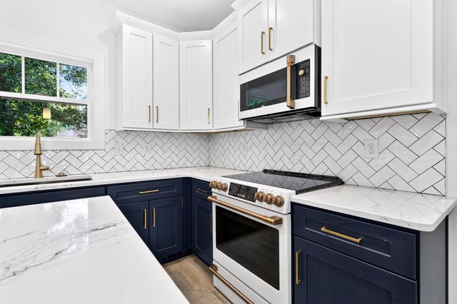 359 Sea Marsh Ave., Murrells Inlet, SC 29576