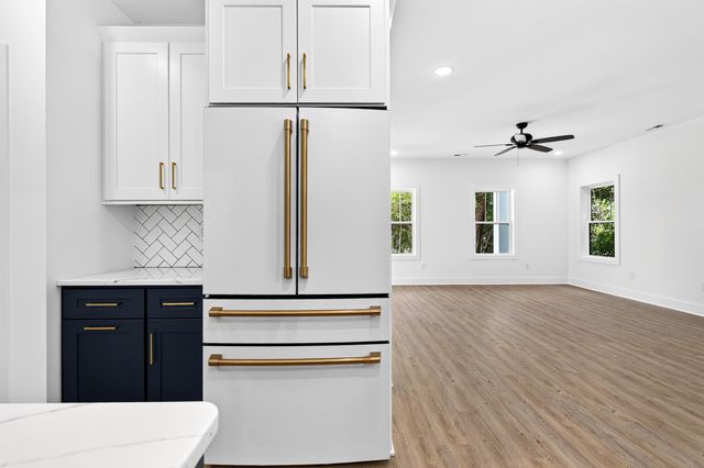 359 Sea Marsh Ave., Murrells Inlet, SC 29576