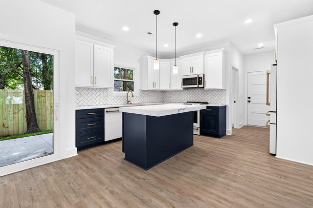 359 Sea Marsh Ave., Murrells Inlet, SC 29576