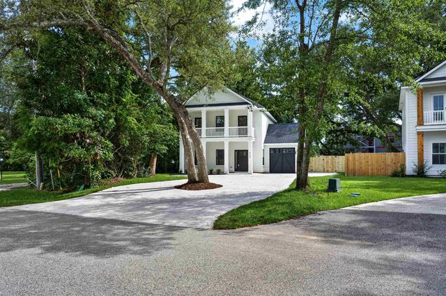 359 Sea Marsh Ave., Murrells Inlet, SC 29576