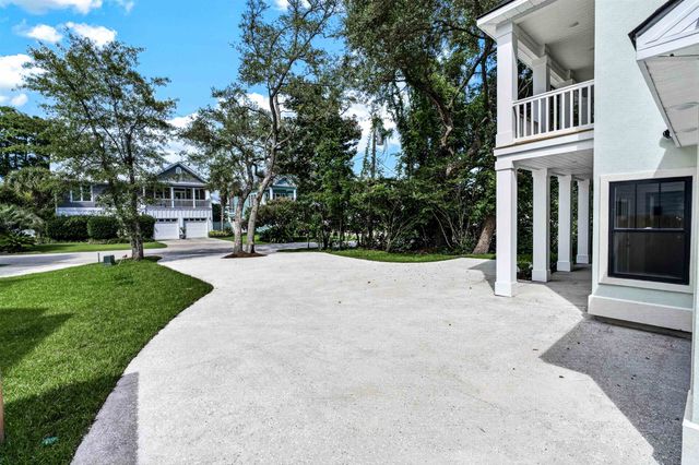 359 Sea Marsh Ave., Murrells Inlet, SC 29576