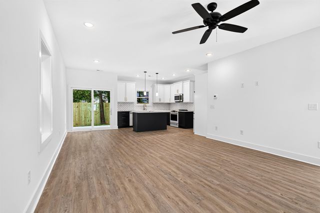 359 Sea Marsh Ave., Murrells Inlet, SC 29576