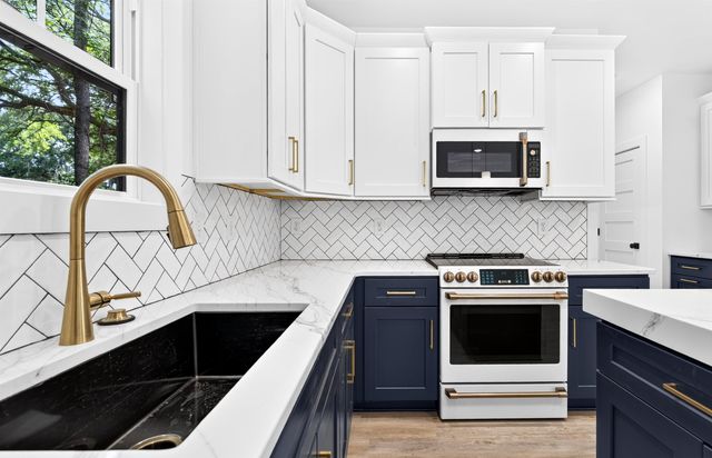 359 Sea Marsh Ave., Murrells Inlet, SC 29576