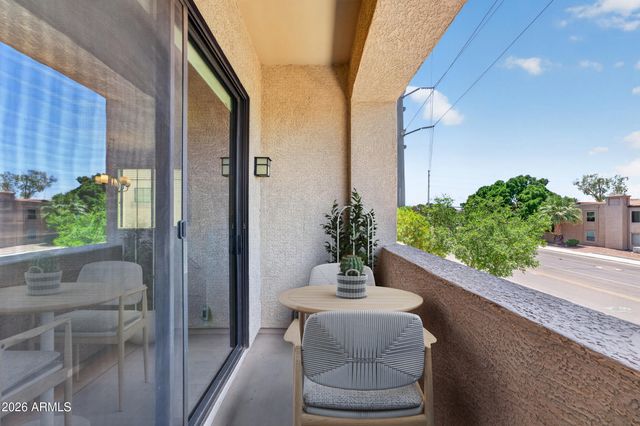 2315 N 52ND Street 103, Phoenix, AZ 85008
