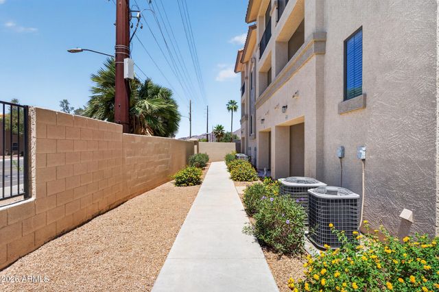 2315 N 52ND Street 103, Phoenix, AZ 85008
