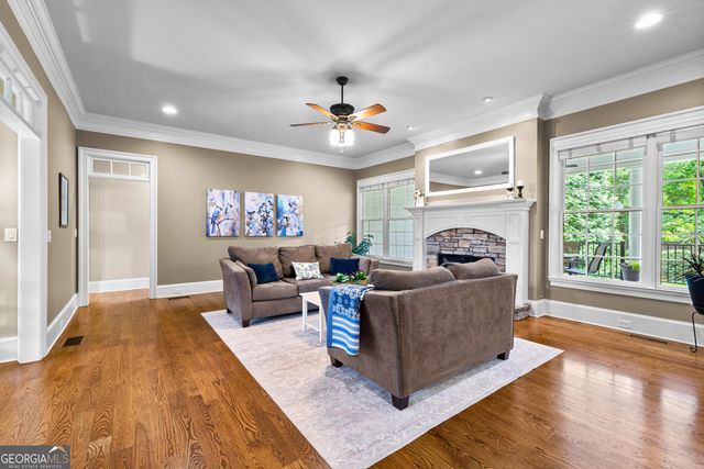 505 Old Valley Point, Fayetteville, GA 30215