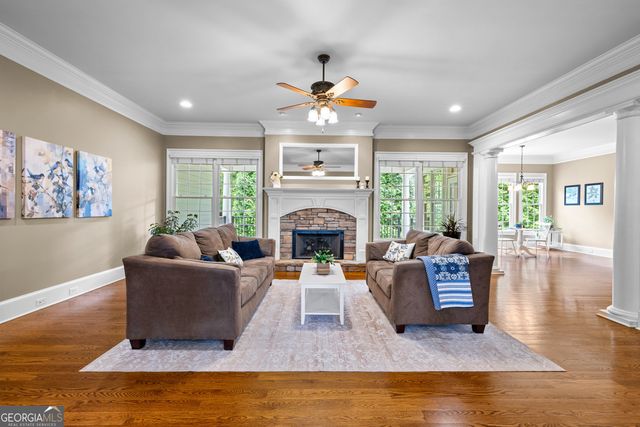 505 Old Valley Point, Fayetteville, GA 30215