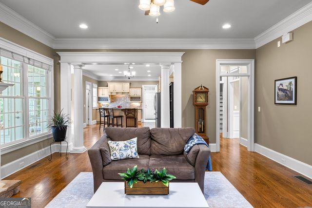 505 Old Valley Point, Fayetteville, GA 30215