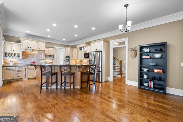 505 Old Valley Point, Fayetteville, GA 30215