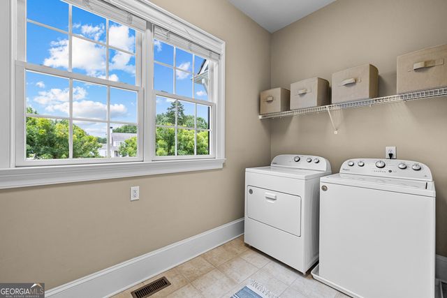505 Old Valley Point, Fayetteville, GA 30215