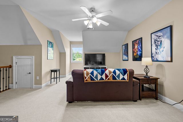 505 Old Valley Point, Fayetteville, GA 30215