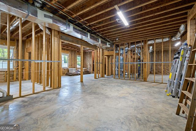 505 Old Valley Point, Fayetteville, GA 30215