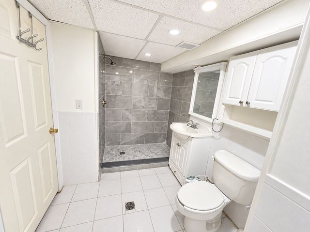 60 Lake Street J, Winchester, MA 01890