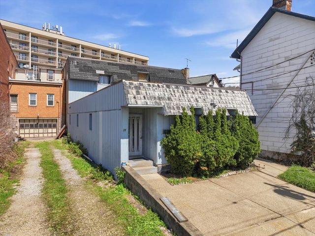 26 E Crafton AVENUE, Crafton, PA 15205
