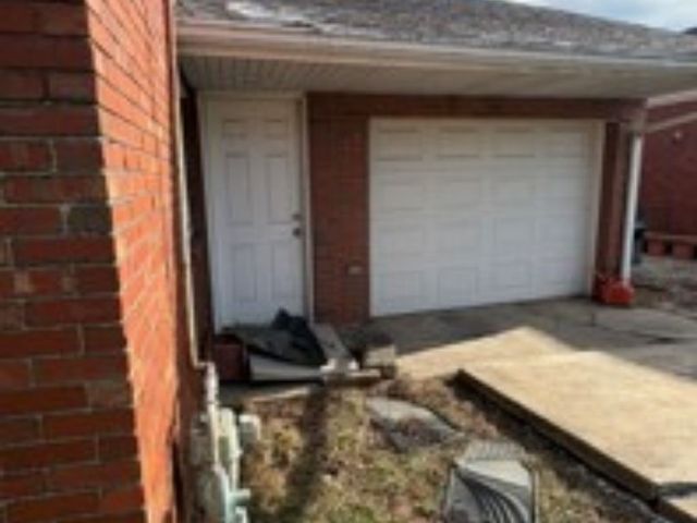 118 Delrose Dr, Liberty Boro, PA 15133