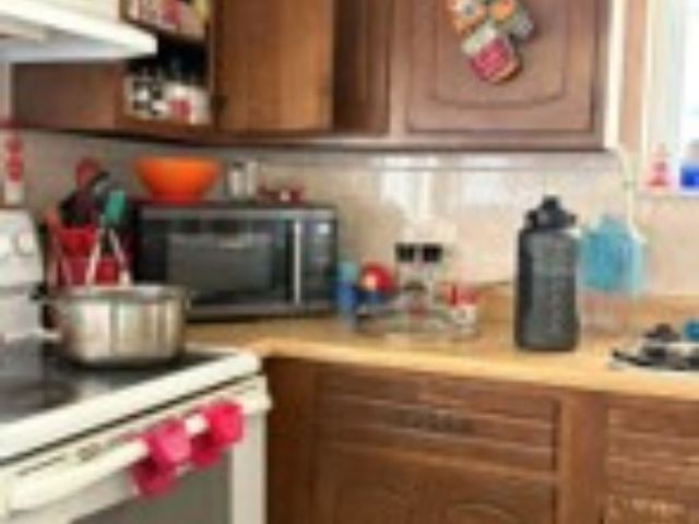 118 Delrose Dr, Liberty Boro, PA 15133