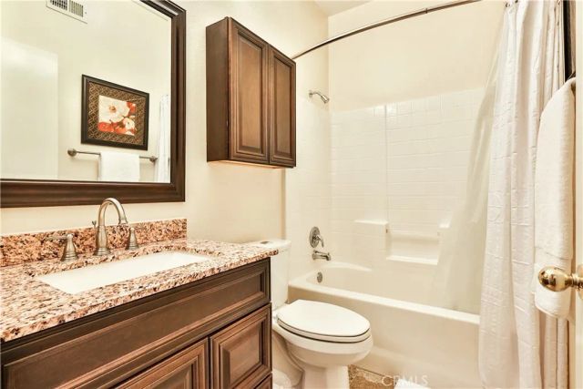 1501 Haddington, Riverside, CA 92507