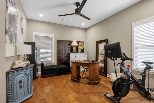 9216 Meadow Gardens Circle, Sherwood, AR 72120