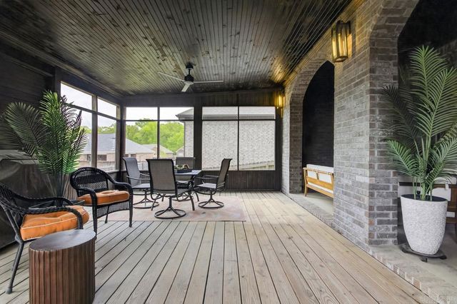 9216 Meadow Gardens Circle, Sherwood, AR 72120