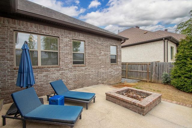 9216 Meadow Gardens Circle, Sherwood, AR 72120