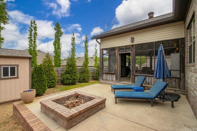 9216 Meadow Gardens Circle, Sherwood, AR 72120